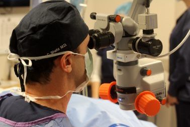 Innovative Cataract Surgeon for Miami, FL